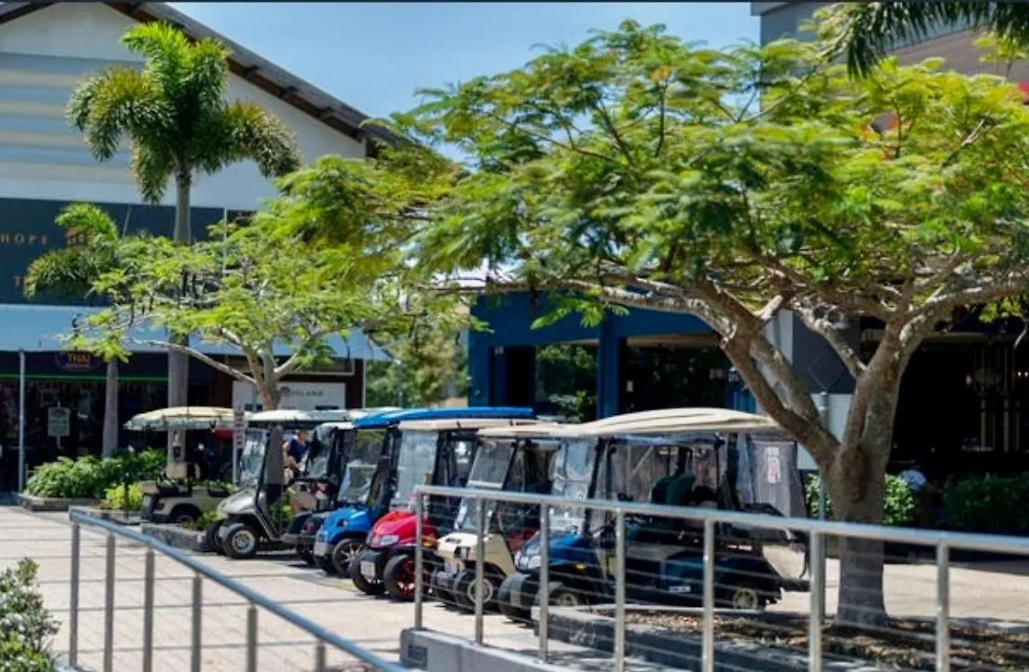 Pensión Hotel Large Studio In The Heart Of Hope Island & Sanctuary Cove Gold Coast Australia