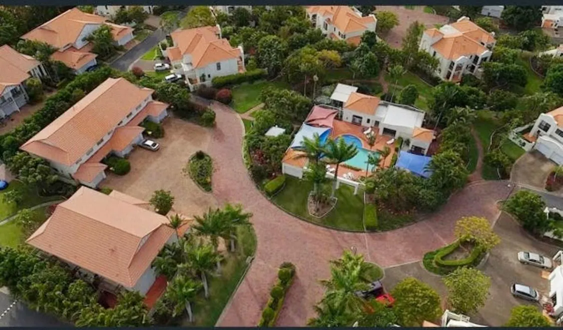 Hotel Large Studio In The Heart Of Hope Island & Sanctuary Cove Gold Coast Affittacamere